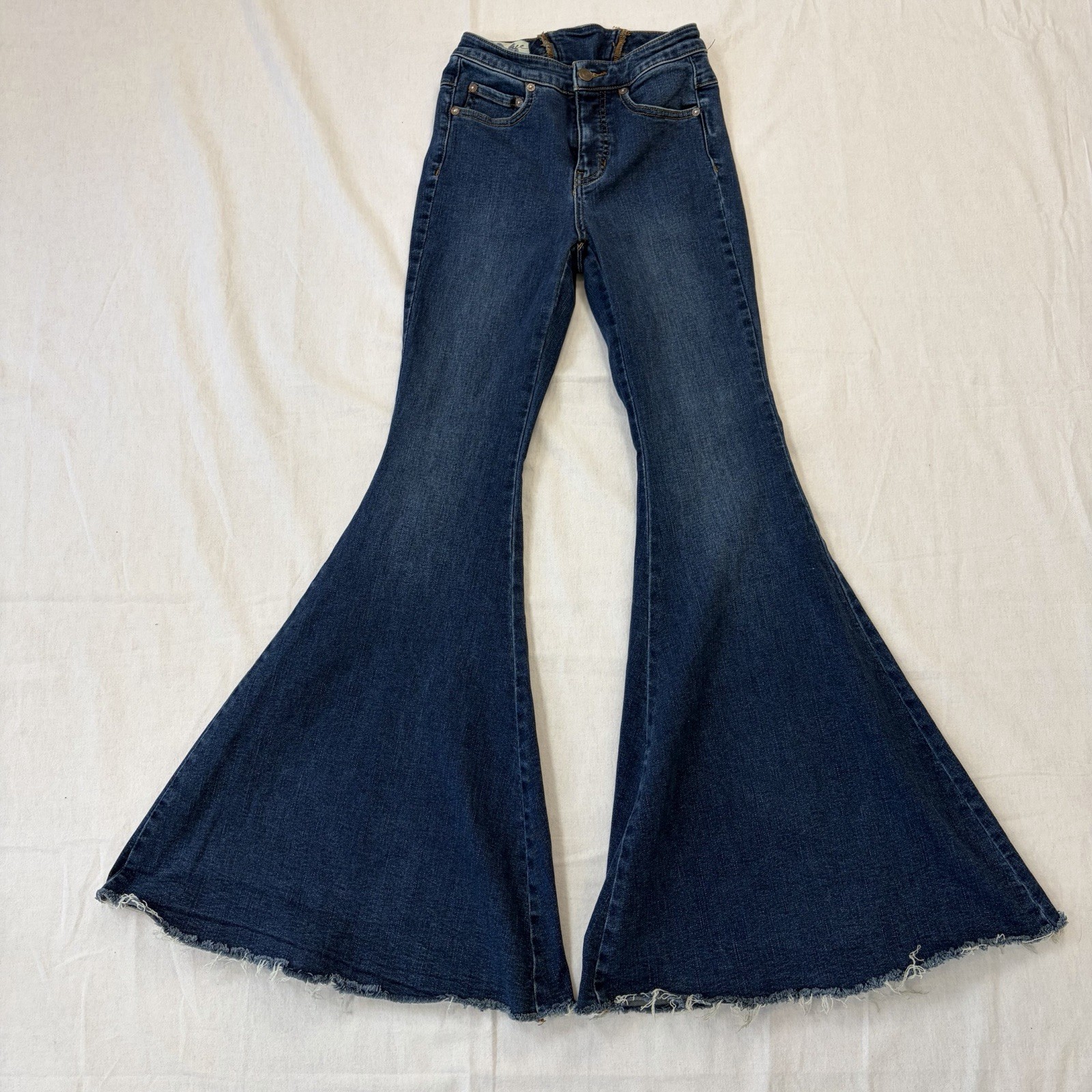 Free People Jeans Womens 26 Crvy Ma Cherie Bell Bottom Lace Up Back Flare Boho