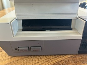 Nintendo NES Gray Console Tested Fully Functional with 2 Controllers And Game