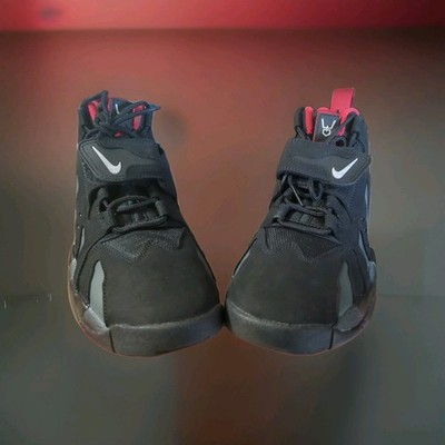 Nike Air DT Max 96 US 9.5 Mens Black/Grey/Red Falcons Coach Retro HQ3620 010 NIB