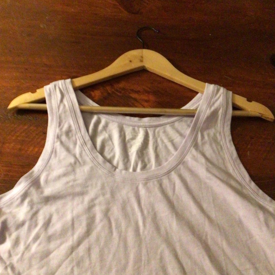 Camiseta sin mangas Banana Republic Timeless lavanda para mujer talla grande algodón modal Foto 2 de 4