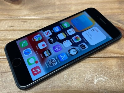 Apple iPhone 7 - 32GB - Black (Unlocked GSM) A1778 - Works - 69% Bat.