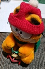 NWT VTG 1981 GARFIELD Takes On The Mountain Dakin 32-720 Plush Toy Sled SLEIGH