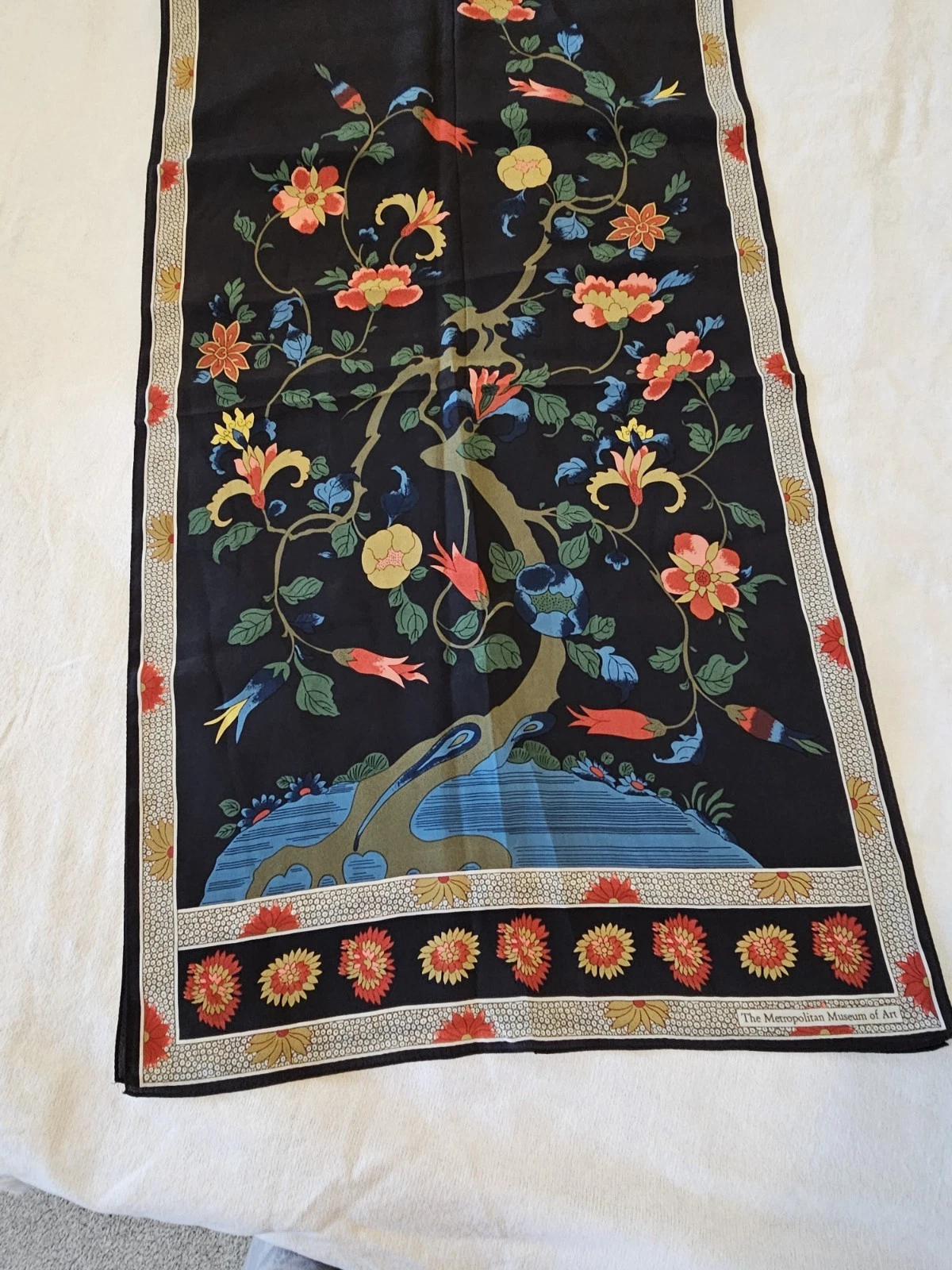 Metropolitan Museum of Art Qing Dynasty Tree 100% Silk Oblong Scarf 62"x17"