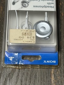 Sony Headphones With Remote Control, PSP PlayStation Portable PSP140u 98524 NEW