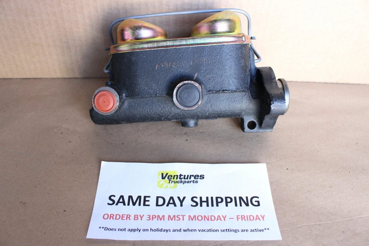 Bendix Brake Master Cylinder P/N 2225901P NSN 2530001120016 New 