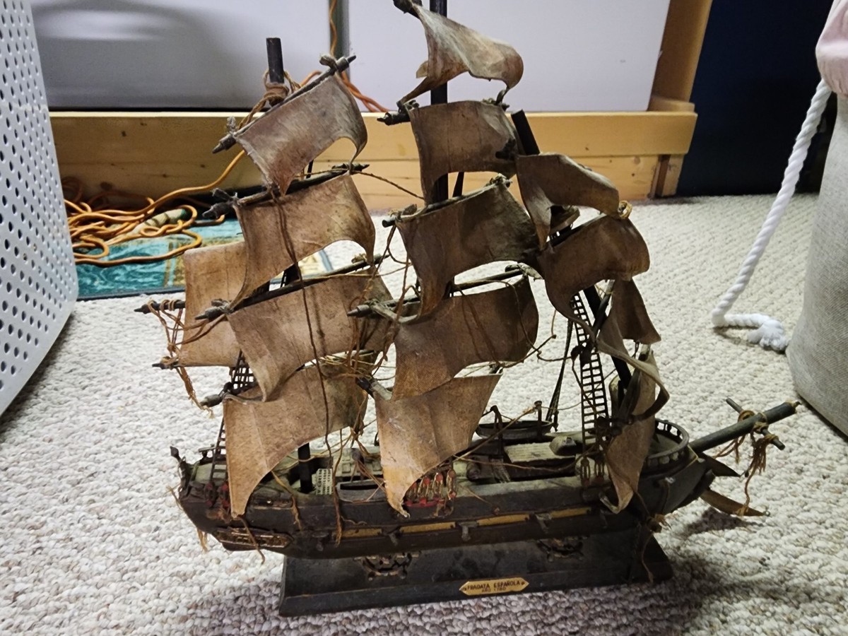 Vintage Wood Model Ship Fragata Espanola Ano 1780 Spanish
