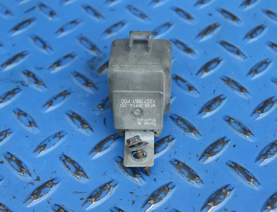 Chevrolet Corvette C4 1994-1996 relé GM 12077867 Foto 2 de 4