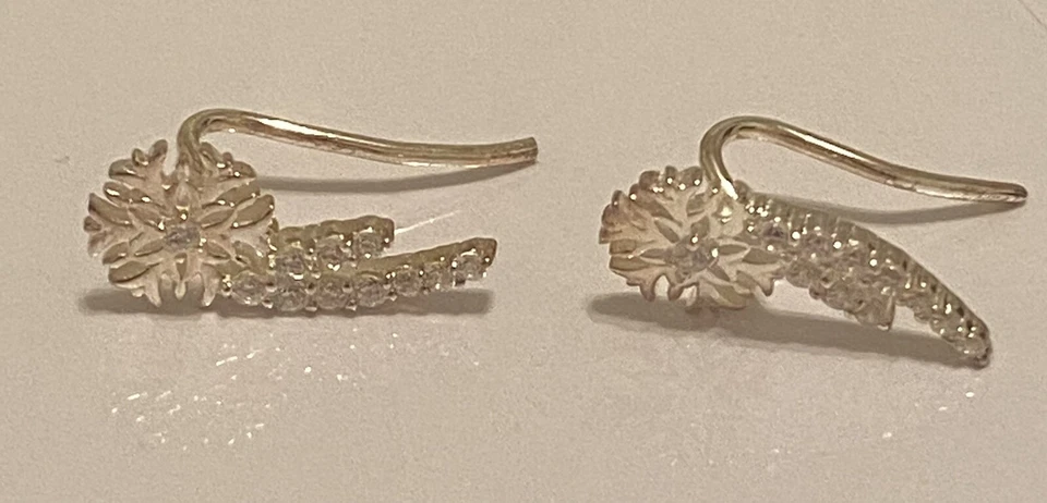 NEW CHAMILIA 925 STERLING SILVER SWAROVSKI SNOWFLAKE CLIMBER EARRINGS 1311-0130 - Image 4 of 4