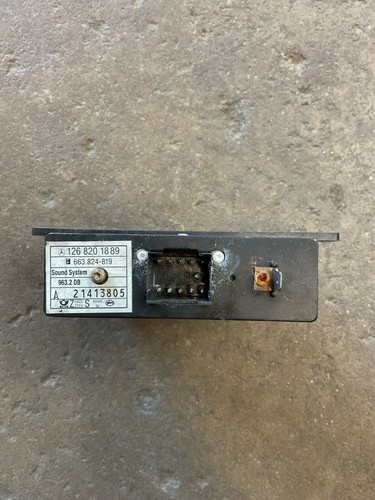 86-91 Mercedes OEM W126 300SEL Rear Amplifier Module 1268201889 b45a - Picture 3 of 3