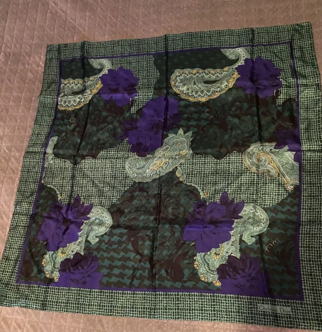 Foulard carré vintage Christian Dior 100% soie violet bleu cachemire floral 31