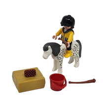 PLAYMOBIL 3119 GIRL FIGURE ON SPOTTED PONY / HORSE W/ HAY  BUCKET  BRUSH