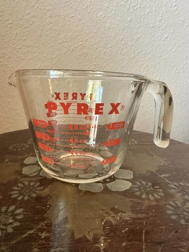 Vintage PYREX 1 Cup Measuring Cup Open End Stackable Handle Red Lettering USA