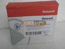1PC NEW Honeywell R7849 A 1015 R7849A1015 Ultraviolet Amplifier