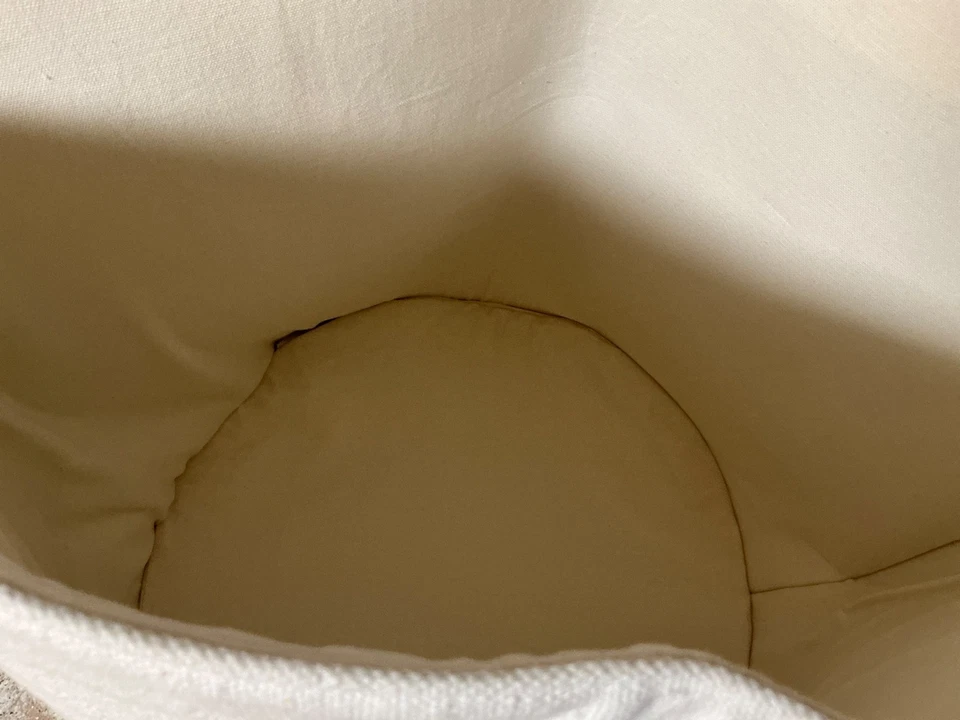 Juguete de almacenamiento Pottery Barn Kids bordado color pop arco iris volcado Foto 3 de 4