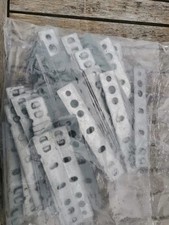 Staffe di fissaggio telaio anta porta finestra UPVC clip alette 25x140