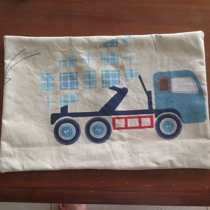 Picture 1 of 2