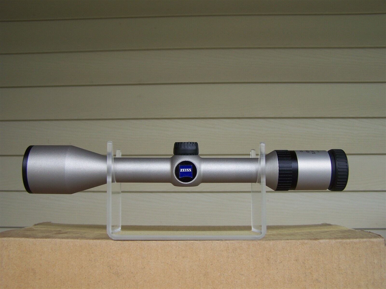 Zeiss Conquest 3.5-10x44mm Rifle Scope ~Silver~ Minty
