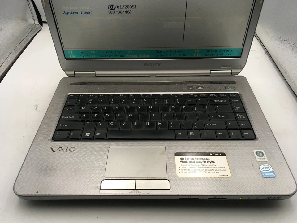 SONY VAIO PCG 7113L - BOOTS TO BIOS - INTEL CORE 2 DUO - 2GB RAM - 15" -READ- BB - Image 3 of 4