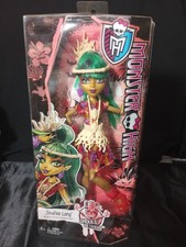Monster High Ghouls Getaway Jinafire Long 11in Fashion Doll Ages 6+