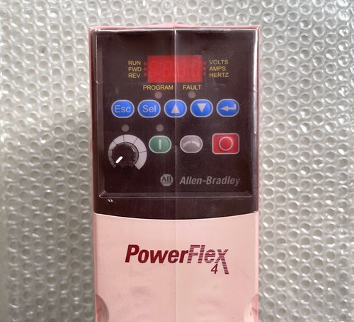 1 pieza nuevo AB 22A-D4P0N104 PowerFlex 4 1,5 kW 2 HP AC Drive 22AD4P0N104