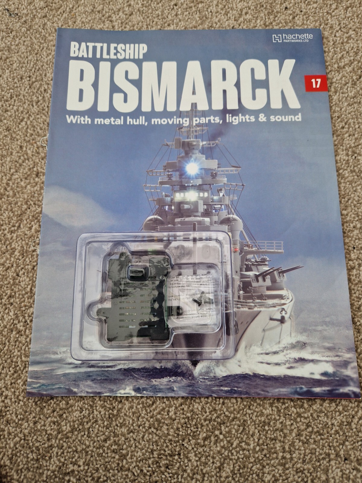 1/200 HACHETTE BUILD THE BISMARCK SHIP MODEL BATTLESHIP ISSUE 17 INC PART