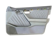 Mercedes W202 C280 A2027208462 Türverkleidung vorne rechts grau 208A Mercedes W202 C280 A2027208462 Türverkleidung vorne rechts grau 208A