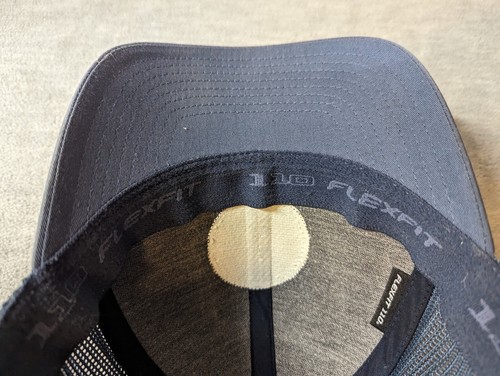 Travis Mathew OneTen 110 Malla Transpirable Snapback Azul Flexfit Yupoong - Imagen 10 de 12