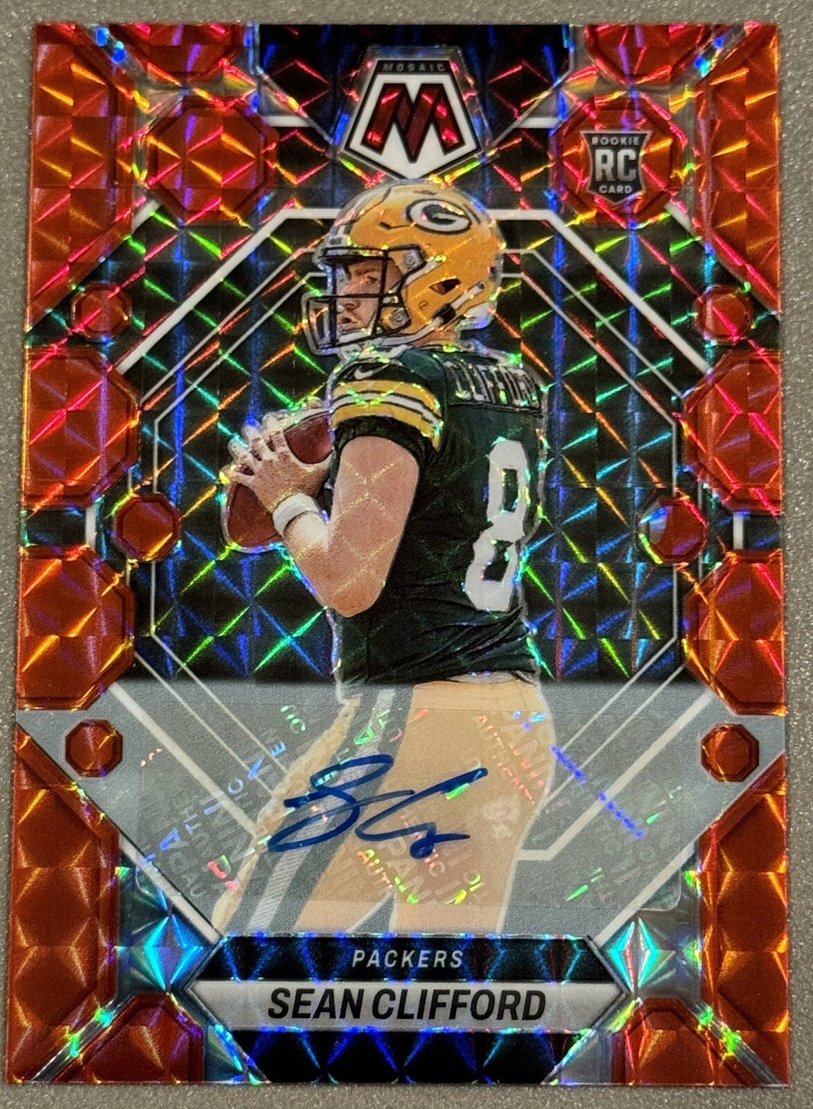 2023 Mosaic Footbal Sean Clifford Rookie Autograph /199 Mosaic Red Prizm RC #361