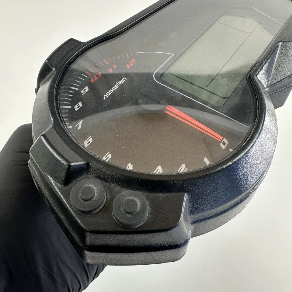 Приборная панель часов Benelli TNT 125 Tornado TNT125 2022 Speedo 63 км - Изображение 3 из 4