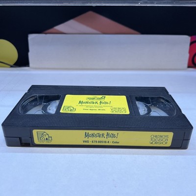 (未使用･未開封品)Monster Hits 15 Hits Video Selection (VHS) Sesame Street Songs Monster Hits VHS Video Tape Movie for sale