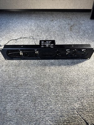 MIDDLE ATLANTIC UQFP-4DRA Ultra Quiet Fan Panel with Display / BLK Anodized