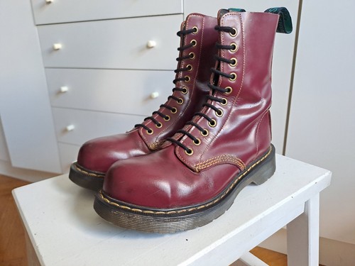 Botas Solovair Southerner UK5 38 US7 Hechas en Inglaterra 11 Ojos Puntera de Acero Dr Martens - Imagen 2 de 21