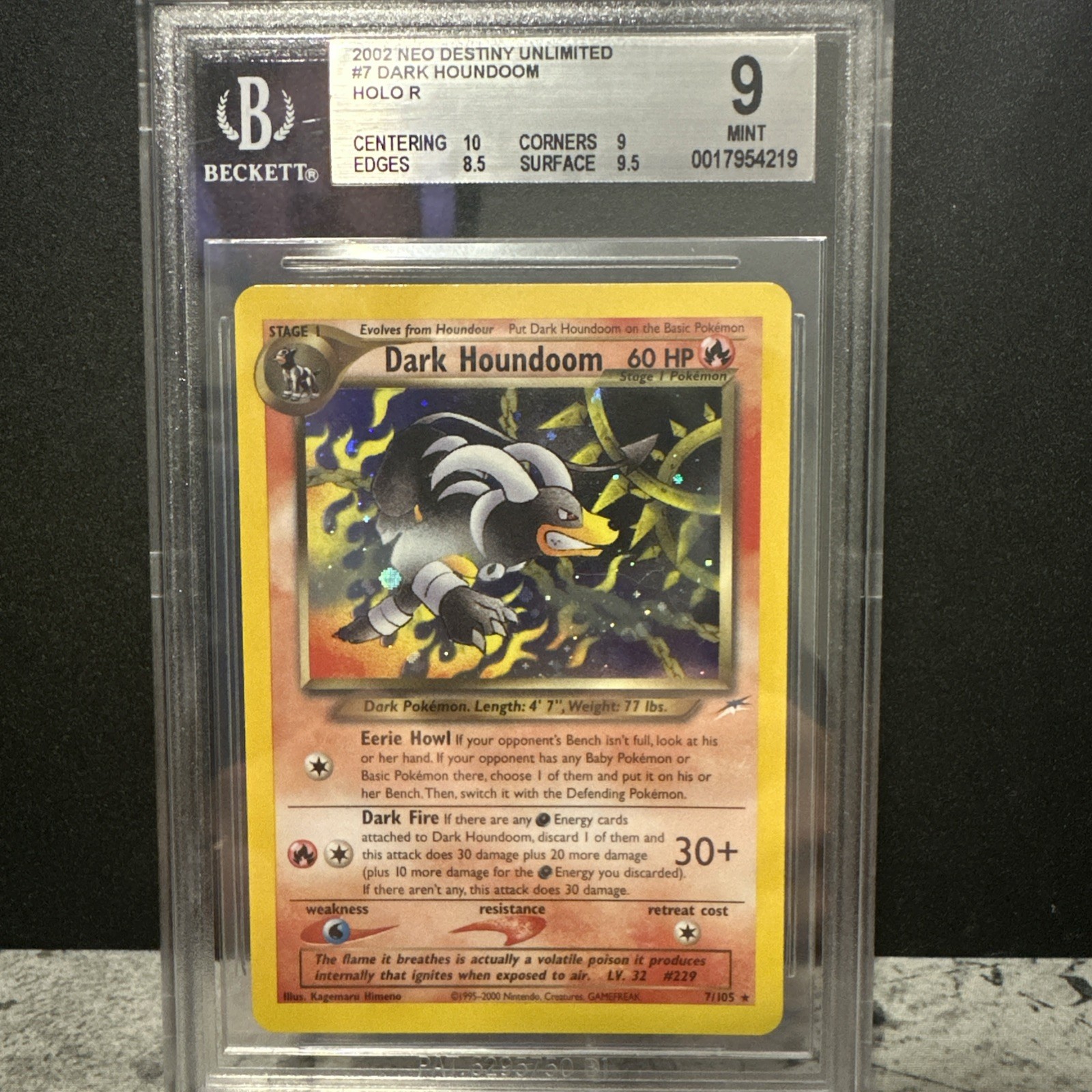 2002 POKEMON NEO DESTINY #7 DARK HOUNDOOM-HOLO BGS 9 Mint