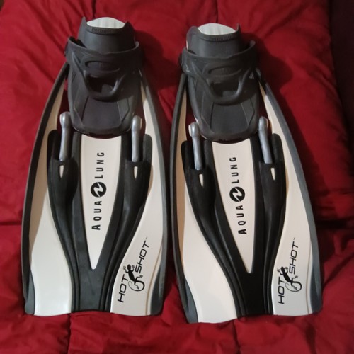 Aqua Lung Hotshot Comb-Gear Diving Fin Scuba Flippers White Med New Free Ship