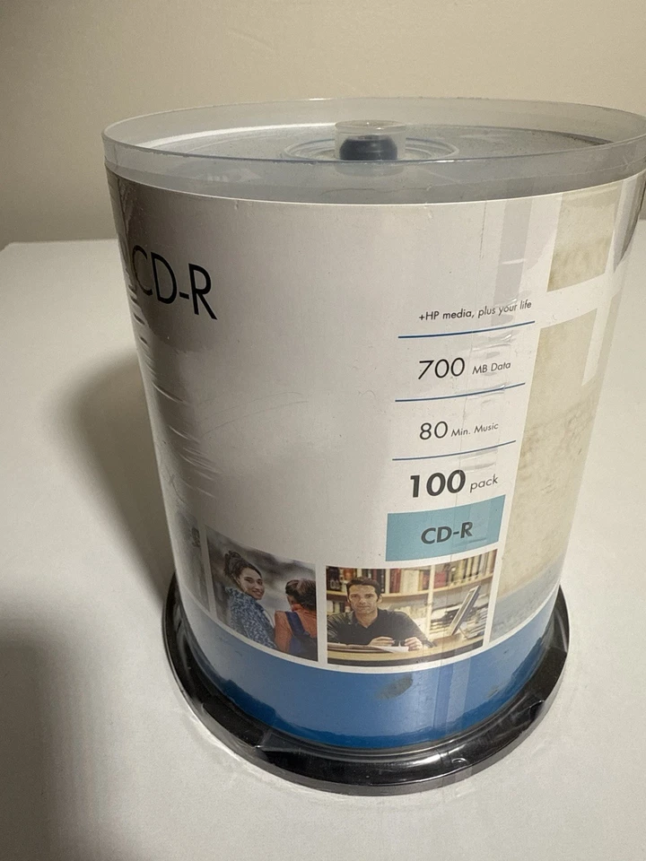 HP Invent Brand - CD-R - Mídia de disco gravável 52X 80 min 700MB - Pacote com 100 eixos - Imagem 2 de 3