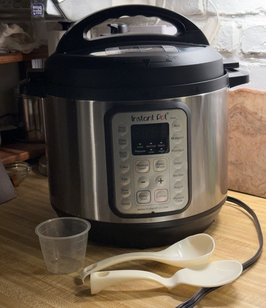 Instant Pot Viva 8-Quart 9-9 in-1 Pressure Cooker