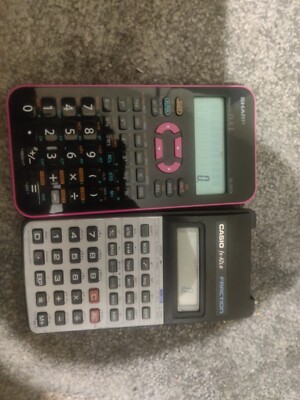 Taschenrechner Konvolut: Casio Fx-82lb und Sharp El 531X