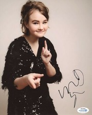 Millicent Simmonds A Quiet Place Autographed Signed 8x10 Photo ACOA