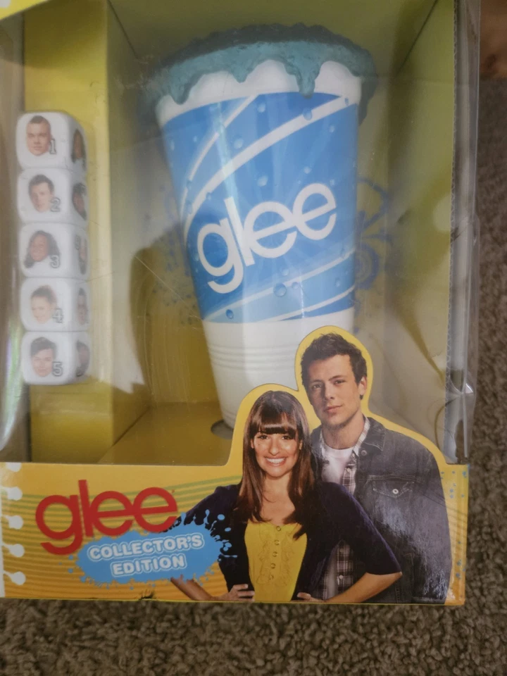 Juego de TV de mesa para un jugador Glee Yahtzee Foto 2 de 4
