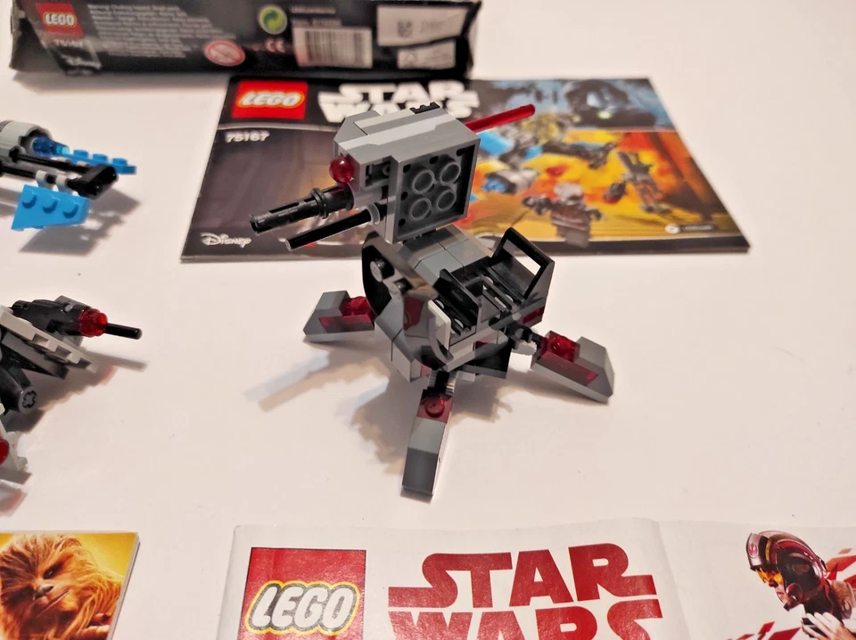 LOTTO LEGO STAR WARS 75126 75167 75225 75266 BATTLE PACK SPEEDER, foto 3 di 3