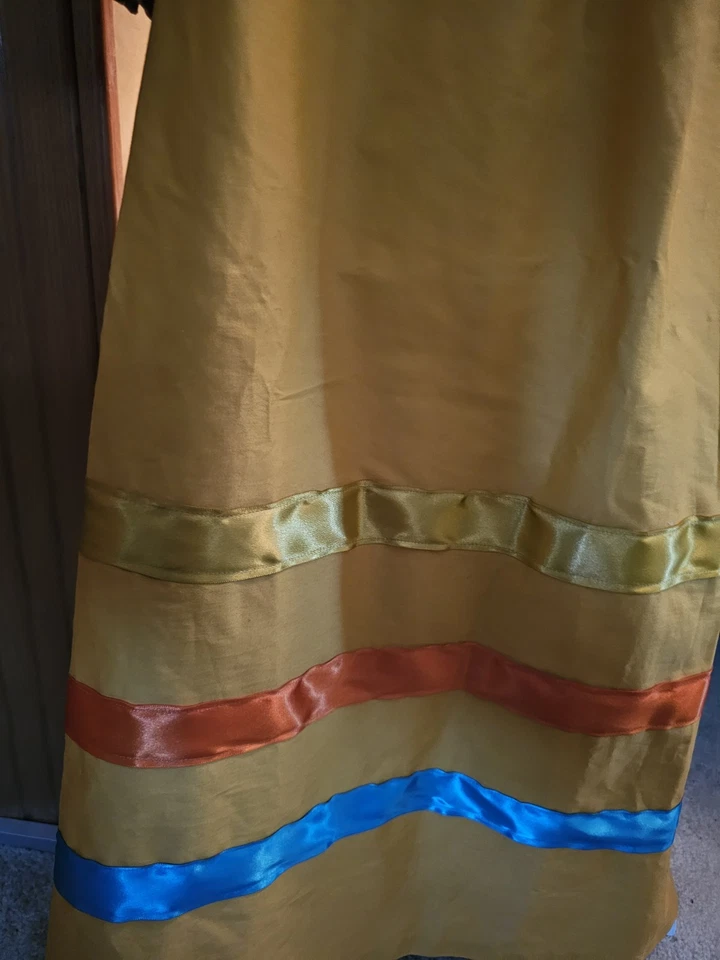 Hermosa falda cinta dorada. Talla 12 Cintura 34. 33 1/2 largo Foto 4 de 4