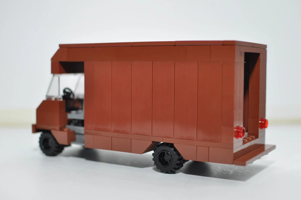 Lego hotsell delivery van
