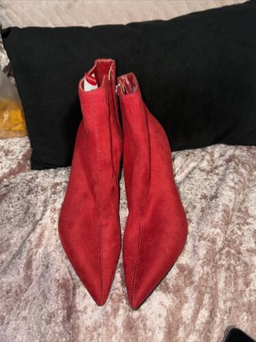 Nine West Red Suede Leather Ankle Boots Size 8M - Picture 1 of 3