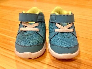 Zapatillas Nike Talla 2c Azul Verde Velcro usado una vez Niño Niña Infantil  Niño | eBay