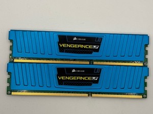 8GB Kit (2 x 4GB) Corsair CMZ8GX3M2A1600C9B PC3-12800U DDR3 Computer Arbeitsspeicher RAM