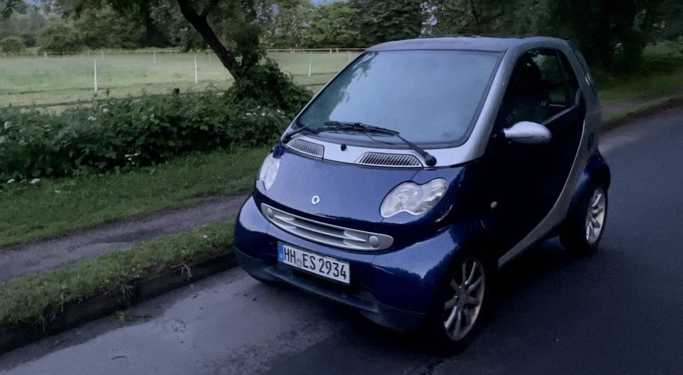 PREIS: VB: 900€ - SMART FORTWO PASSION 450 - TÜV: 12.2026 - 1.HAND - 339.000 KM - Bild 3 von 4