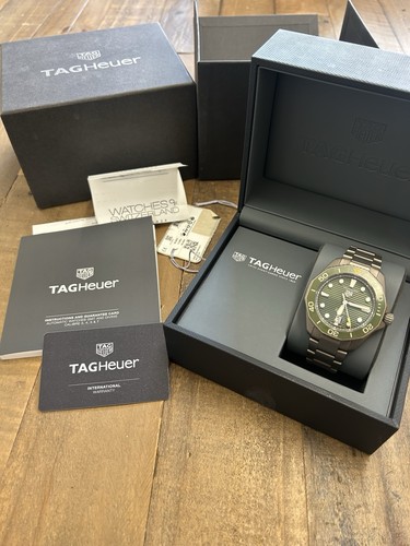 Tag Heuer Men's Aquaracer Titanium Green