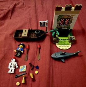 LEGO Set 10679 Juniors PIrate Treasure Hunt