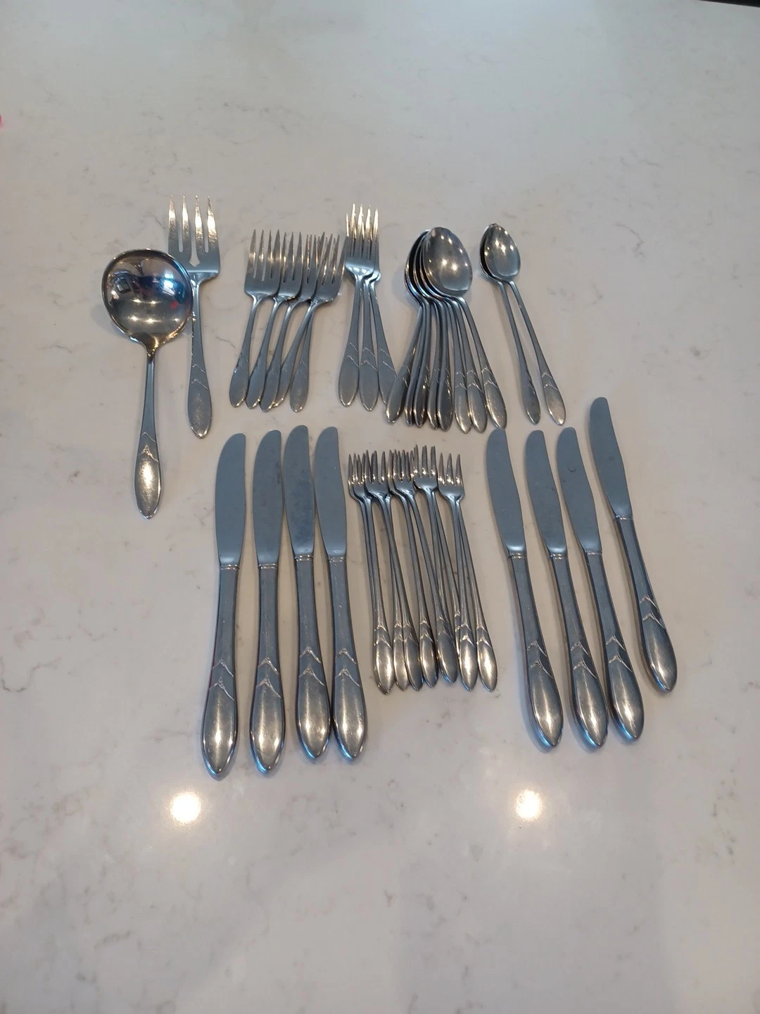 Oneida DEBONAIR Stainless 38pc Oneidacraft Deluxe Flatware Mixed Lot. Set.