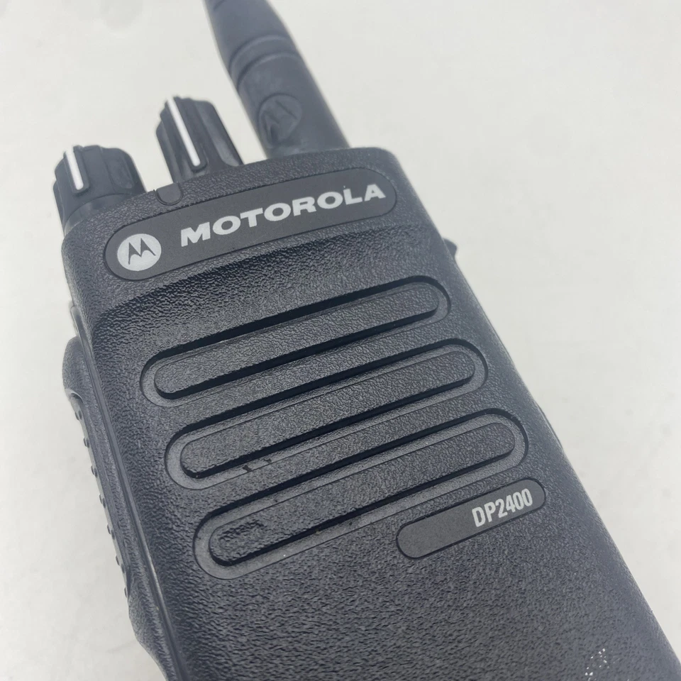 Motorola DP2400E Enhanced UHF DMR IP54 5 Watt Handfunkgerät - Bild 4 von 4